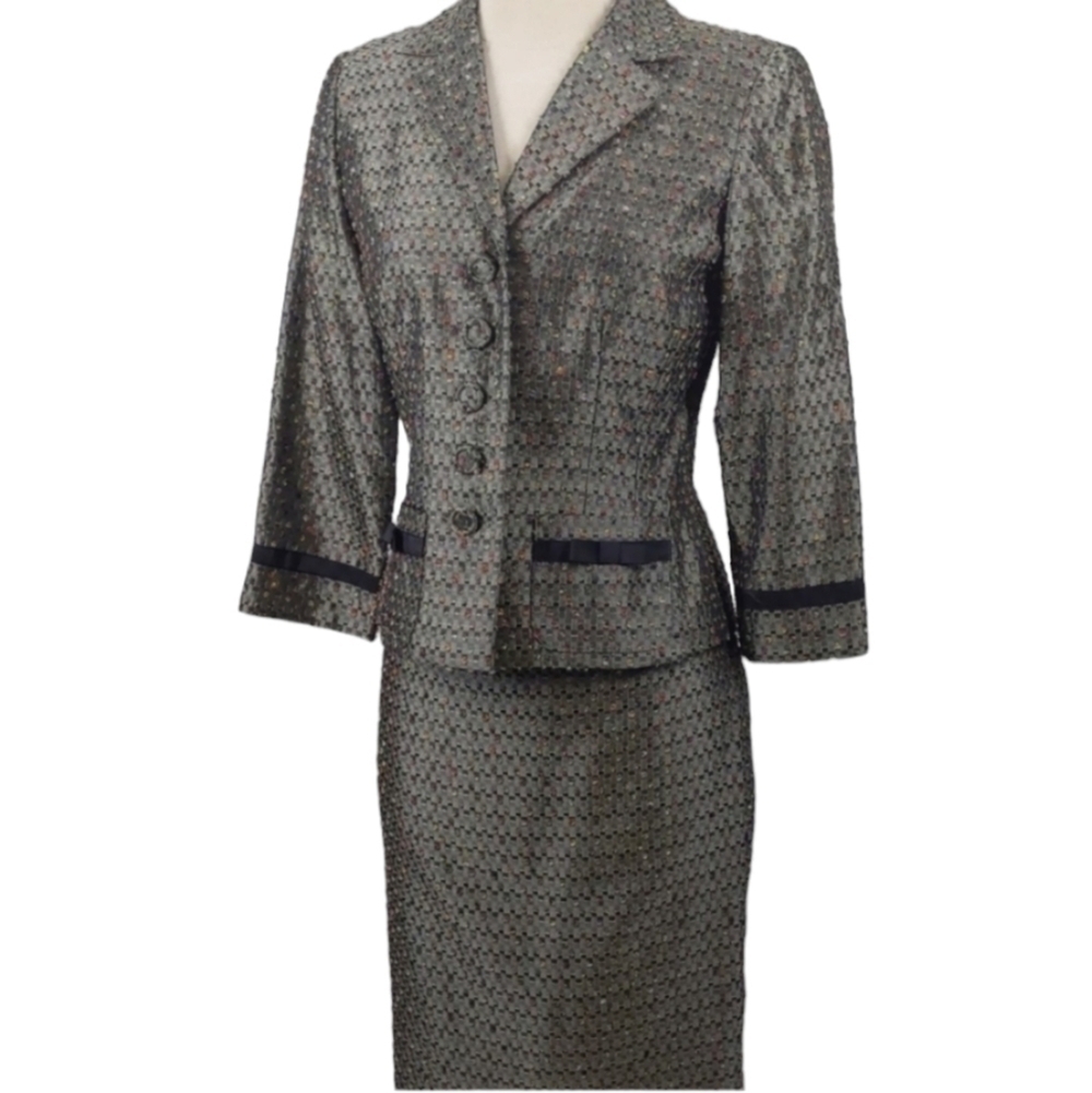 Maggie L. Grey color-flecked 2-piece suit sz 6